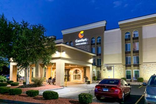 Comfort Inn & Suites East Hartford - Hartford - Hotel - East Hartford