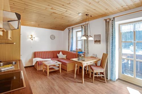Superior One-Bedroom Apartment with Balcony