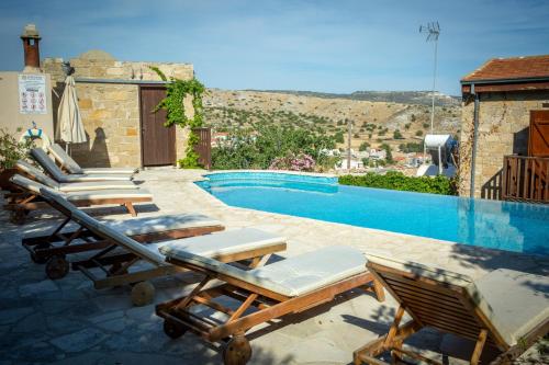 Eveleos Country House - image 7
