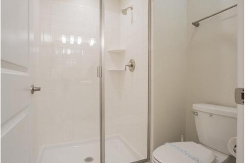Four-Bedroom Townhome image 5