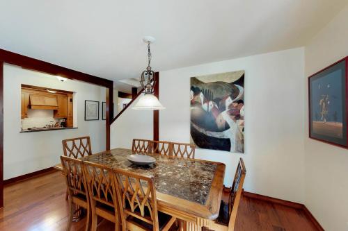 Home on the Crystal River - image 6