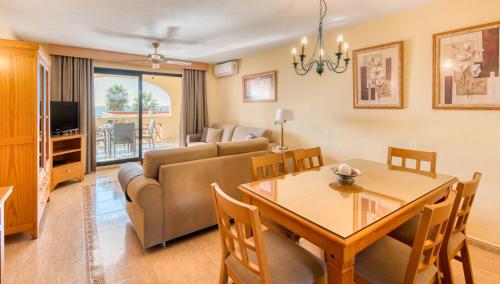 balcon/terasă, Macdonald Dona Lola Resort in Mijas