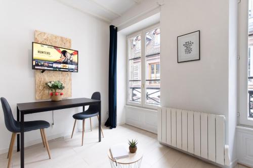 R-Appartements Strasbourg Fenêtresurkrut appartement 2 à 4 personnes centre-ville, Strasburg (zdjęcie 10)