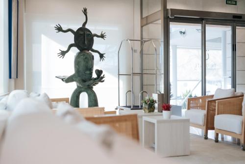 Hotel Neptuno - image 4