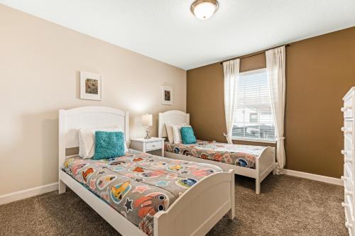 Storey Lake Townhome - image 5