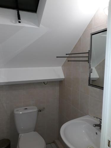 Le Pierre CURIE Chez l'habitant in Other