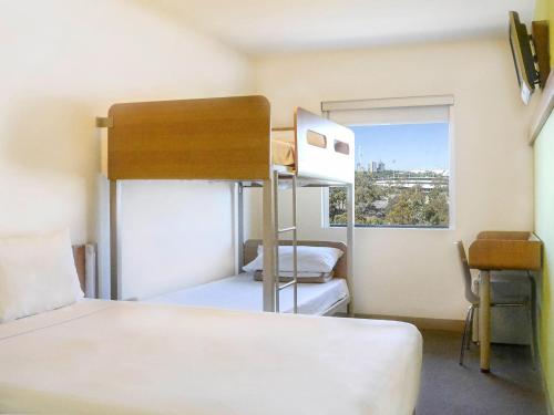 Ibis Budget Sydney Olympic Park - image 5