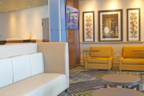 홀리데이 인 익스프레스 & 스위트 세인트 루이스 사우스 - I-55 바이 IHG - 숙소 외관