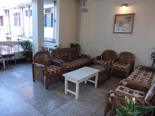 towada city hotel higashisanbancho 3 16 towada japan jp 034 0031 black gold suites stanley 910 alex