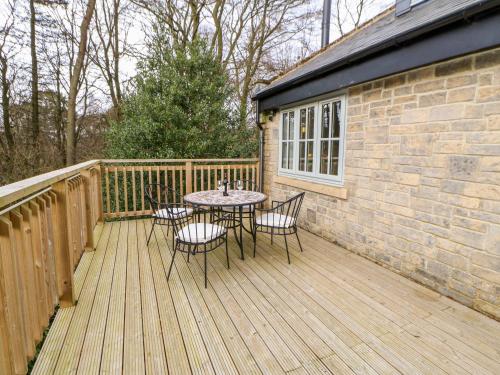 Folly Lodge - image 7