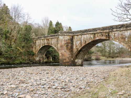 Folly Lodge - image 3