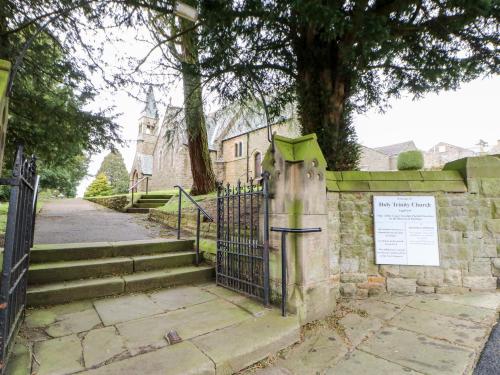 Folly Lodge - image 4