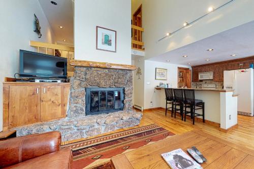 Alpine Family Retreat - image 6
