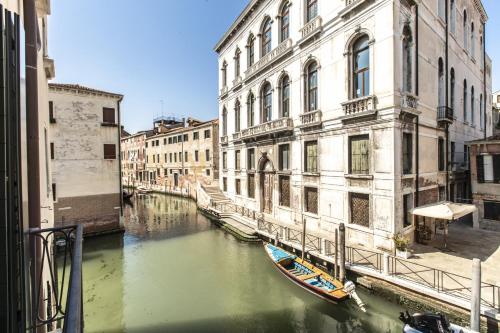 Santa Fosca Design Apartment R&R - image 2