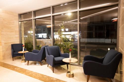 EVA Hotel - main image
