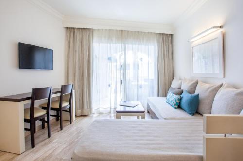 room detail thumbnail 0
