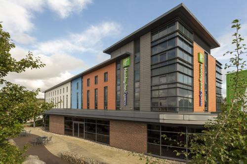 Holiday Inn Express Dunstable, An Ihg Hotel