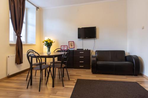 Happy Stay Mariacka Apartment II - image 3