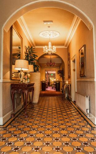 Exterior view, Summerhill House Hotel in Enniskerry