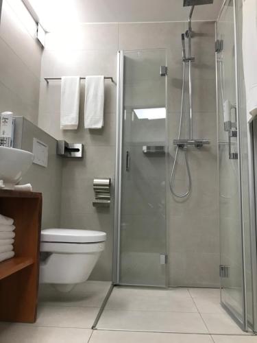 Hotel 16 - image 12