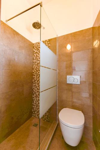 Onar Rooms & Studios - image 2