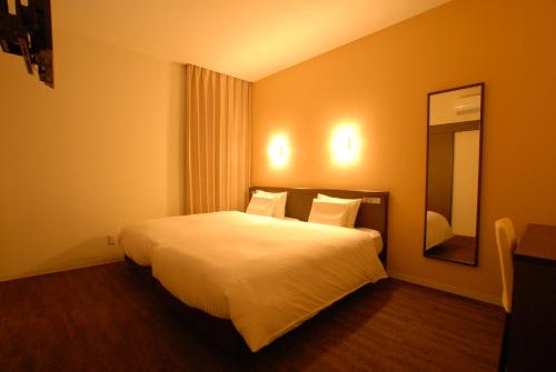 Universal Twin Room - Non-Smoking