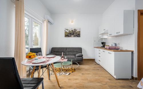 Villa HEIDI Villa HEIDI