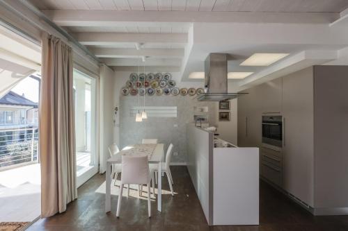 Garda Relax Sirmione - lake view apartment