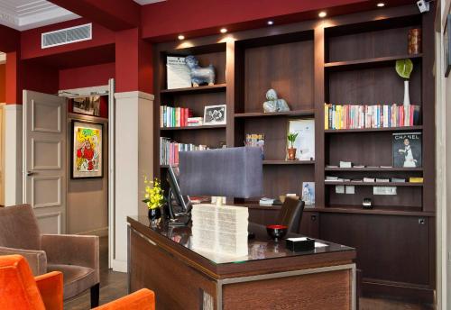 Crystal Hotel - image 6