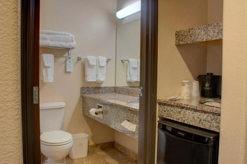 Allington Inn & Suites Kremmling - image 6