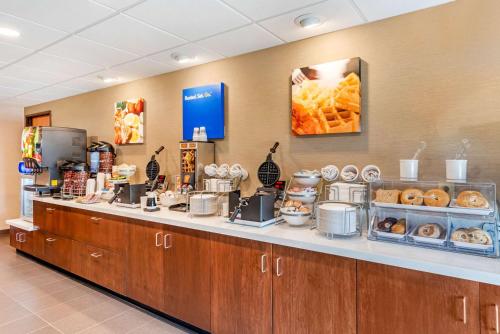 Holiday Inn Express Lincoln - 레스토랑