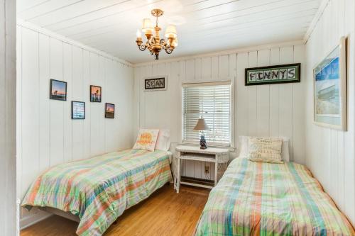 Clervue Cottage in Folly Beach, USA