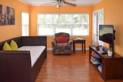 Lakeland Home with Large Backyard about 1 Mile From FSC! in Lakeland, USA