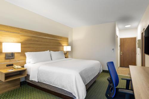 Holiday Inn Express San Jose Airport, an IHG Hotel