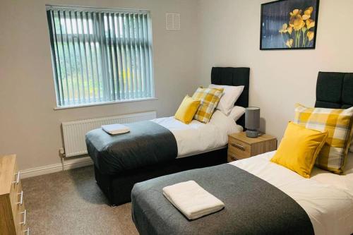 Sleeps 8 In Quiet Reading Suburb - Parking, , Berkshire