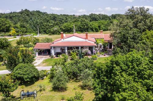 Apartments with a parking space Matijasi Central Istria - Sredisnja Istra - 18207