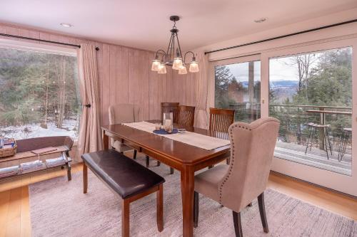 Classic Stowe Ski Chalet chalet in Stowe, USA