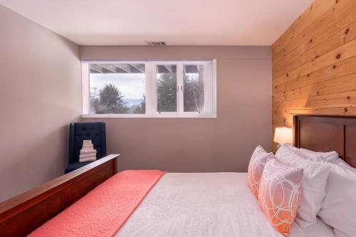 Classic Stowe Ski Chalet chalet