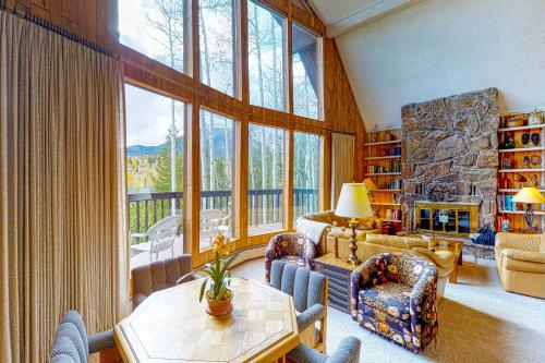 Wildflowers Chalet in Silverthorne, USA