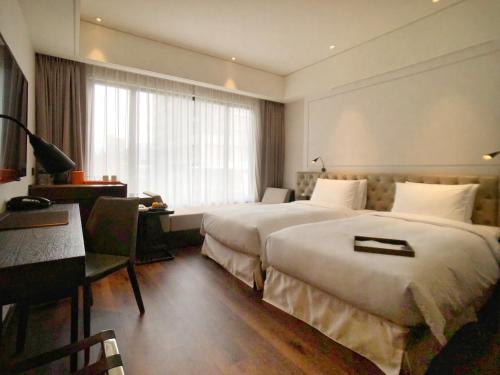 Hotel Mvsa+Michelin 2 Starred Molino de Urdàniz