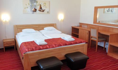 Diana Club Hotel Room Type - Superior Family Room