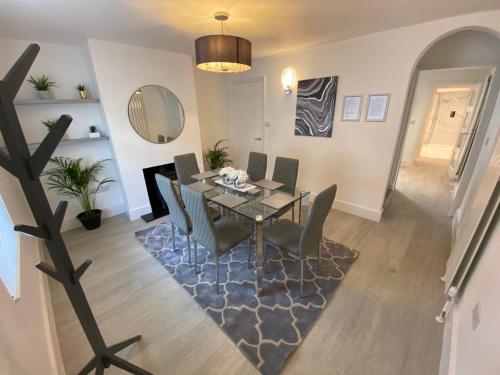 Stylish House By The Creek, Faversham, Kent