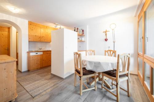 LAAX Homes - Via Caglims F11