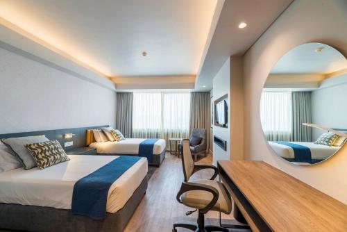 Rainbow Towers Hotel & Conference Centre in Harare