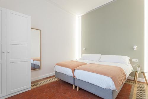 6 dormitorios en Apartamento Modernista en el Corazon de Barcelona