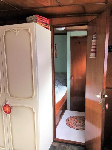 B&B Woonschip Robbedoes