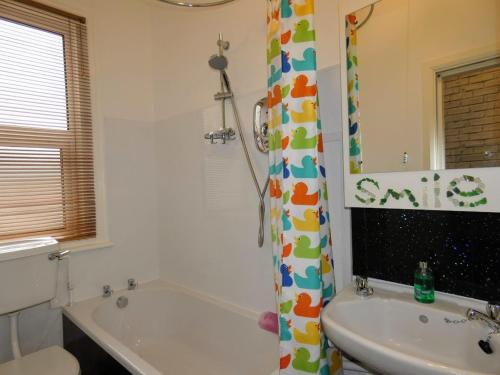 Rialto Holiday Apartments 4