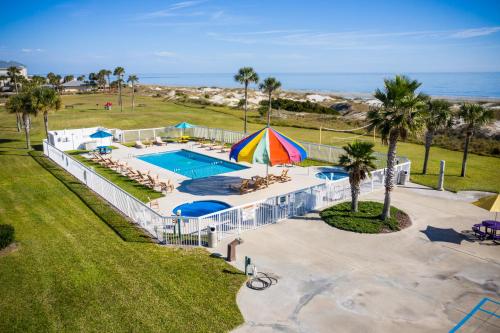 Days Inn & Suites by Wyndham Jekyll Island