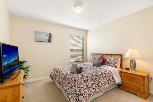Five-Bedroom Pool Home Kissimmee - image 7