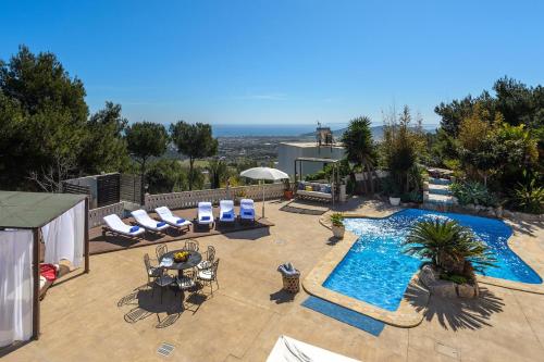  Bonaire, villa up to 8+2 with pool & views in Ibiza Town